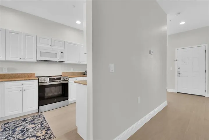 7925  Mahogany Run  LN, Naples, FL 34113