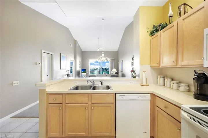 16491  Millstone  CIR, Fort Myers, FL 33908