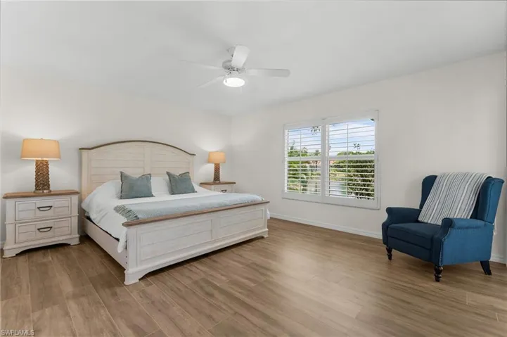 4907 Europa Dr, Naples, Florida 34105
