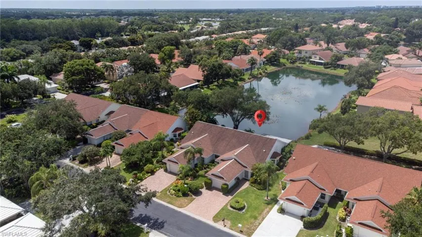 4907 Europa Dr, Naples, Florida 34105