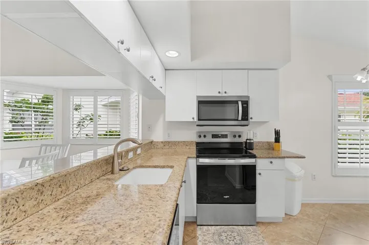 4907 Europa Dr, Naples, Florida 34105