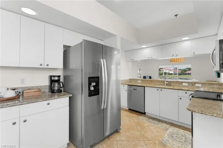 4907 Europa Dr, Naples, Florida 34105