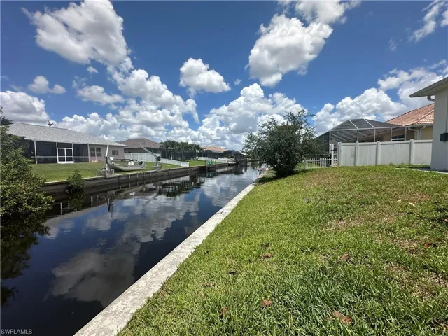 2220 18th Ave, Cape Coral, Florida 33990