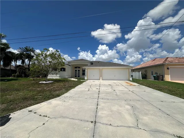 2220 18th Ave, Cape Coral, Florida 33990