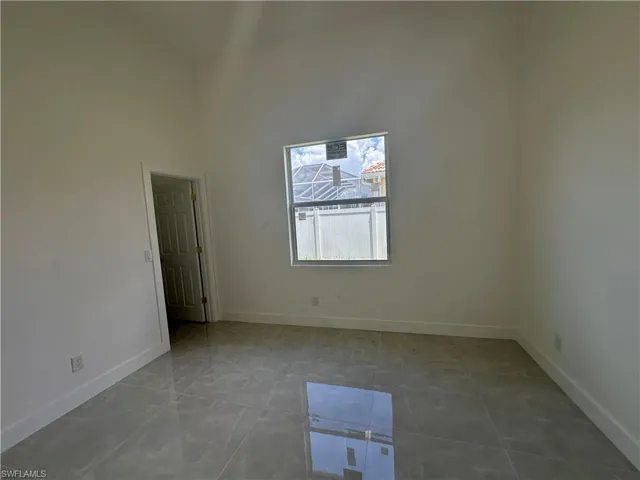 2220 18th Ave, Cape Coral, Florida 33990