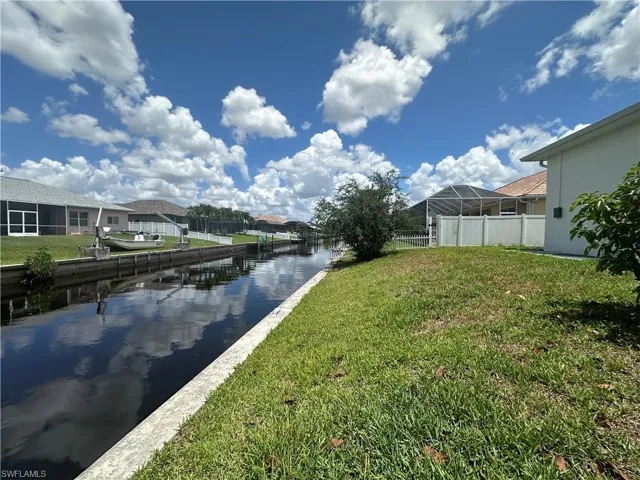 2220 18th Ave, Cape Coral, Florida 33990