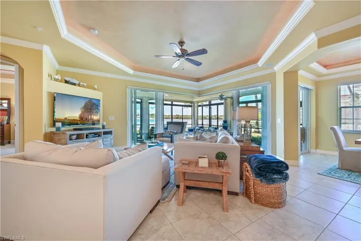 Vivaldi clubhouse