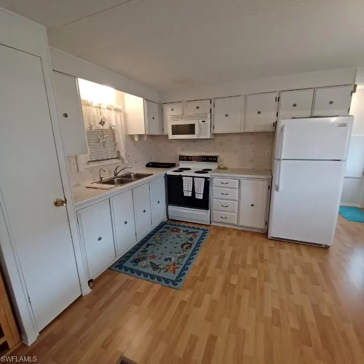 27601 Hale DR, Bonita Springs, FL 34135,224104870