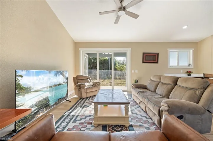 1008 Bucknell Ln, Labelle, Florida 33935