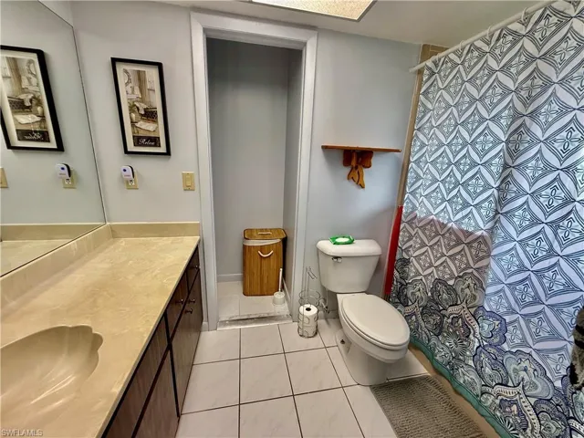 2400 E 3rd  ST, Lehigh Acres, FL 33936