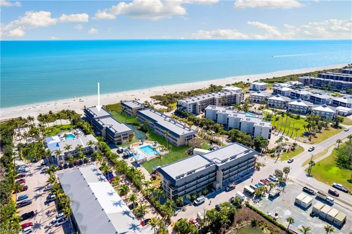 Gulf Front/Miles of Beach