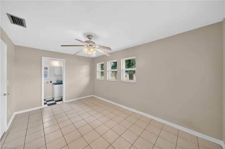 1129 Se 18th Ter, Cape Coral, Florida 33990