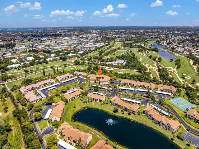 8474  Charter Club  CIR, Fort Myers, FL 33919
