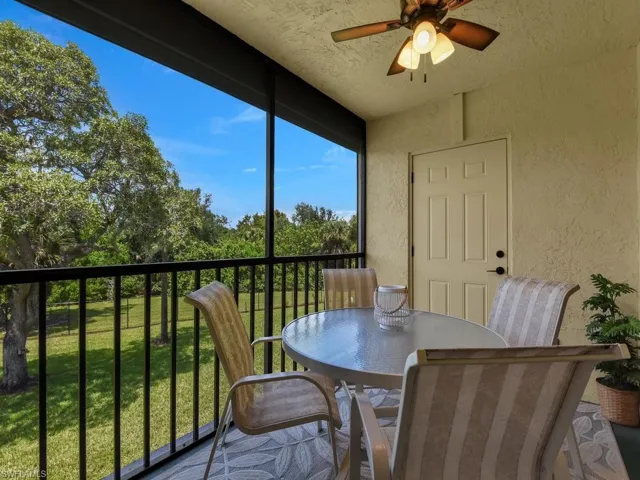 8474  Charter Club  CIR, Fort Myers, FL 33919