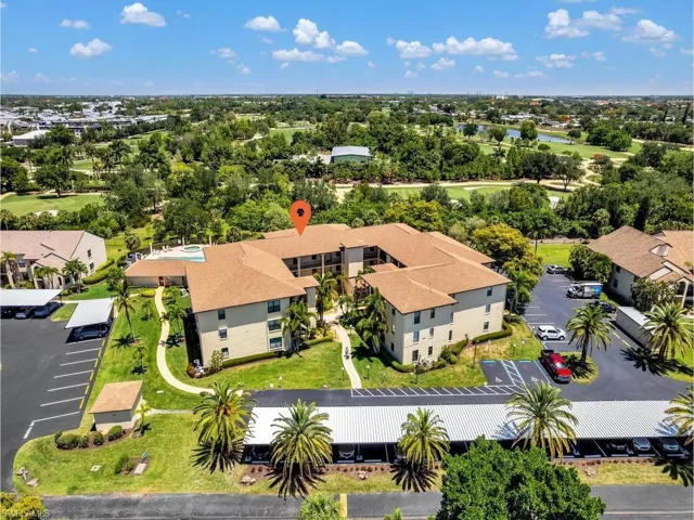 8474  Charter Club  CIR, Fort Myers, FL 33919
