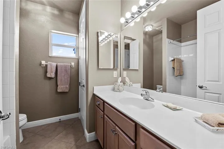 Guest bath - 2nd level