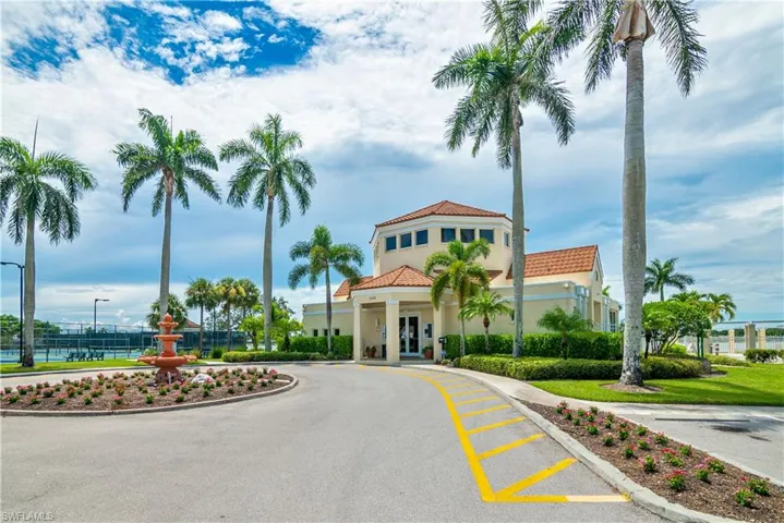 7774  Jewel  LN, Naples, FL 34109