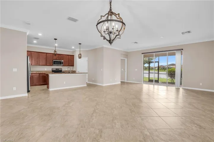 2061 Hamlin St, Naples, Florida 34120