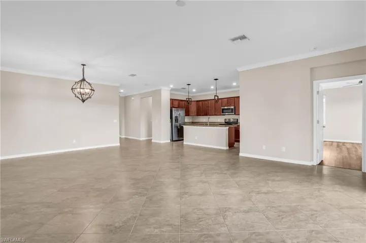 2061 Hamlin St, Naples, Florida 34120