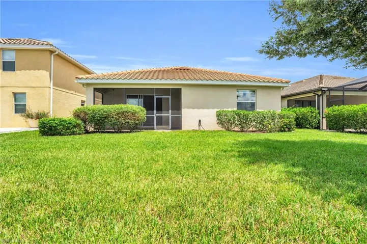 2061 Hamlin St, Naples, Florida 34120