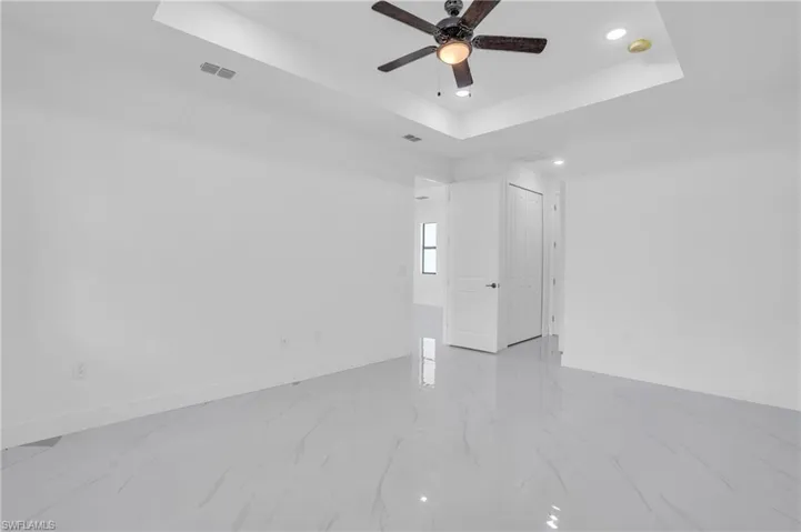 813  Poinsettia  AVE, Lehigh Acres, FL 33972