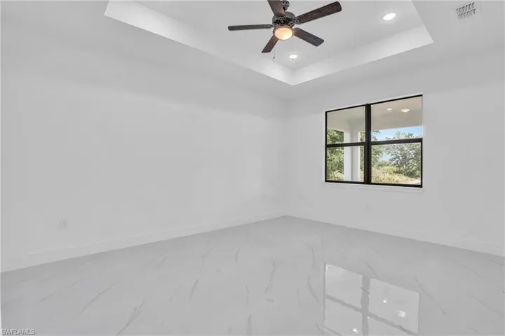 813  Poinsettia  AVE, Lehigh Acres, FL 33972