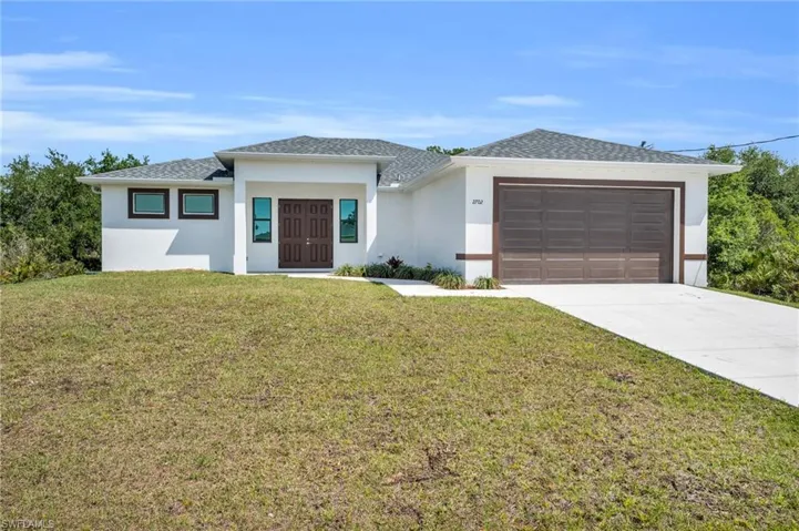 813  Poinsettia  AVE, Lehigh Acres, FL 33972