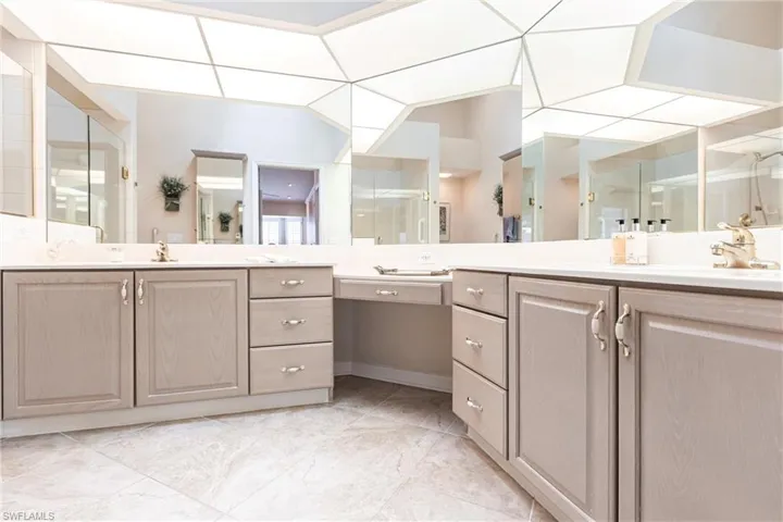 Double vanity