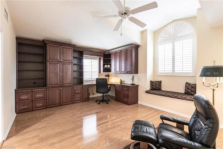 Office can be converted to bedroom ensuite