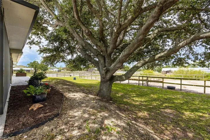 12090 Shawnee Rd, Fort Myers, Florida 33913