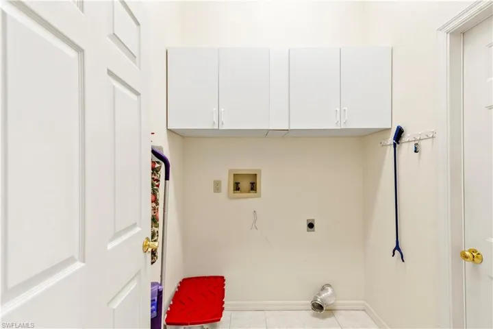 9029 Penelope Dr, Weeki Wachee, Florida 34613