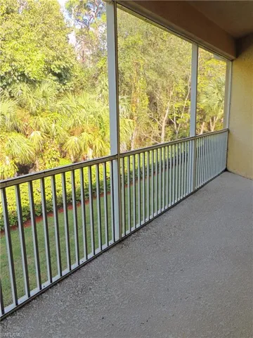 SCREENED IN LANAI