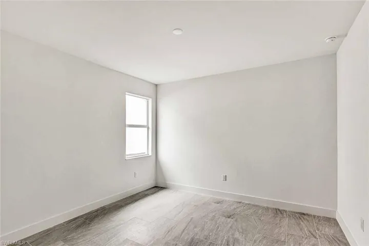 Additional bedroom