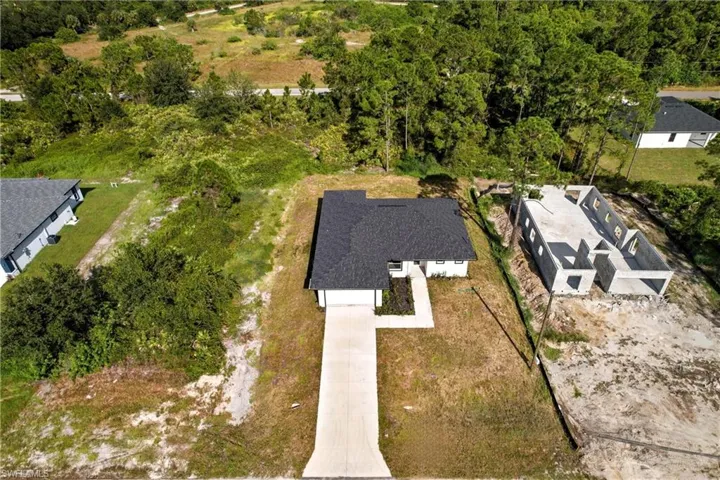 2705  64th W ST, Lehigh Acres, FL 33971