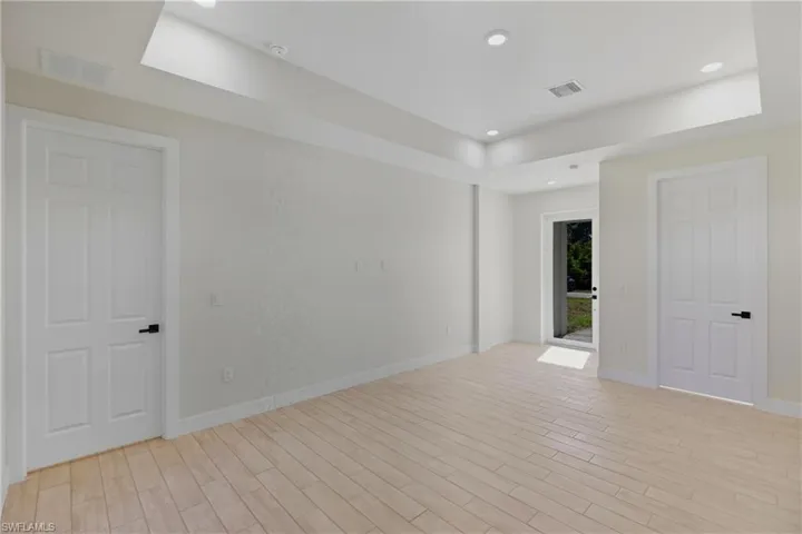 2705  64th W ST, Lehigh Acres, FL 33971