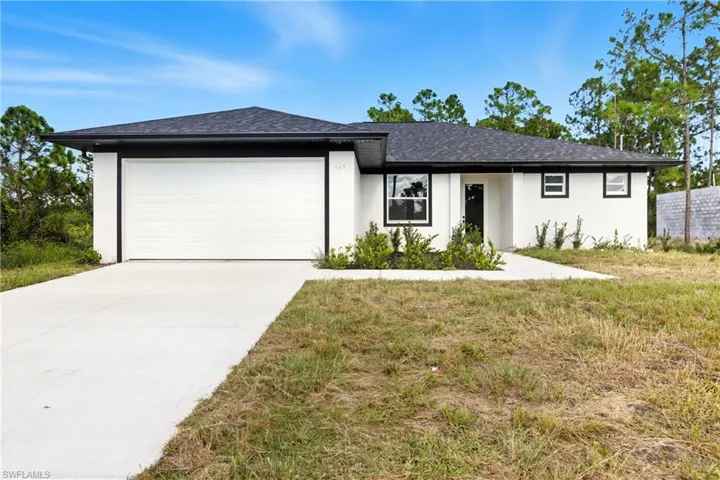 2705  64th W ST, Lehigh Acres, FL 33971