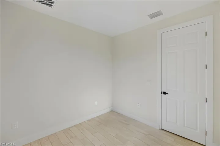 2705  64th W ST, Lehigh Acres, FL 33971