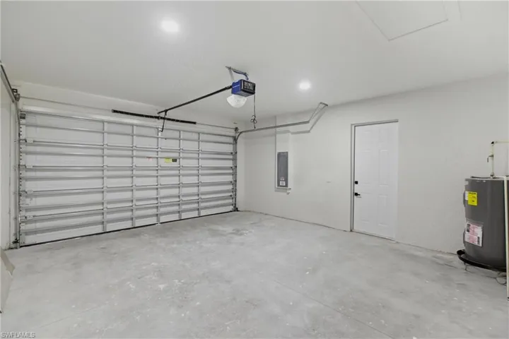 2705  64th W ST, Lehigh Acres, FL 33971