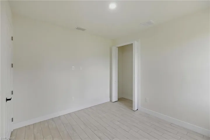 2705  64th W ST, Lehigh Acres, FL 33971