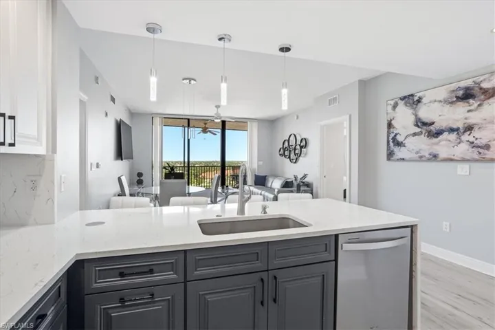 5781 Cape Harbour Dr 906, Cape Coral, Florida 33914