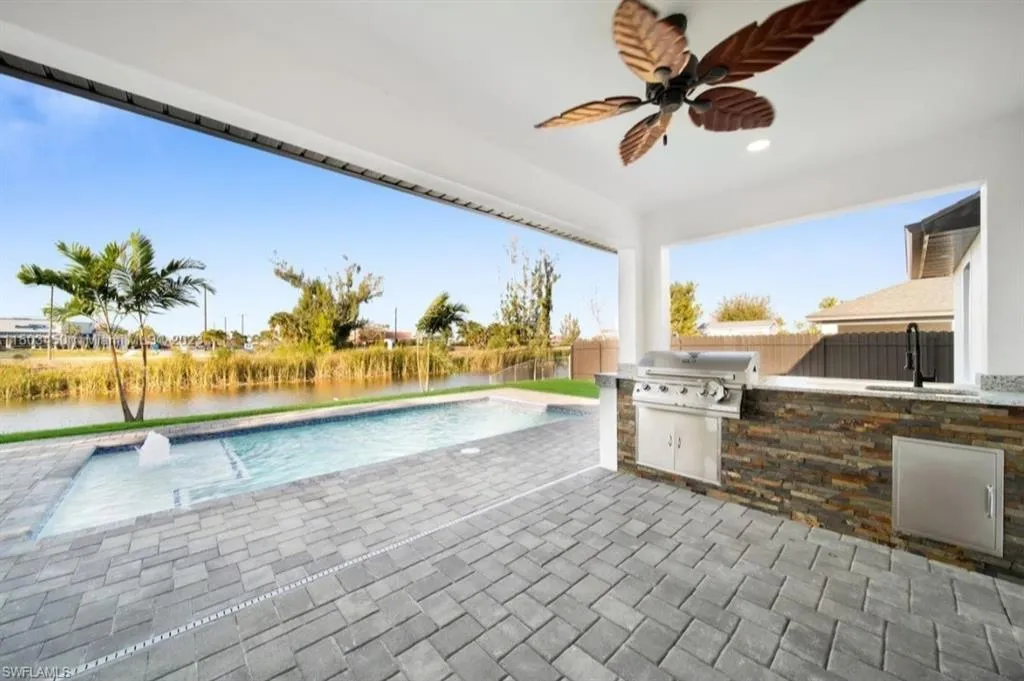 1821 13th AVE, Cape Coral, FL 33909,2025000070