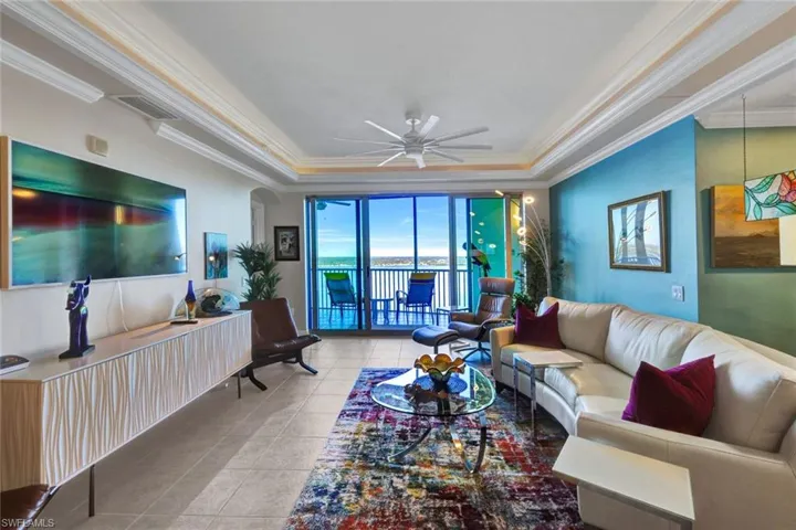 2745  1st  ST, Fort Myers, FL 33916