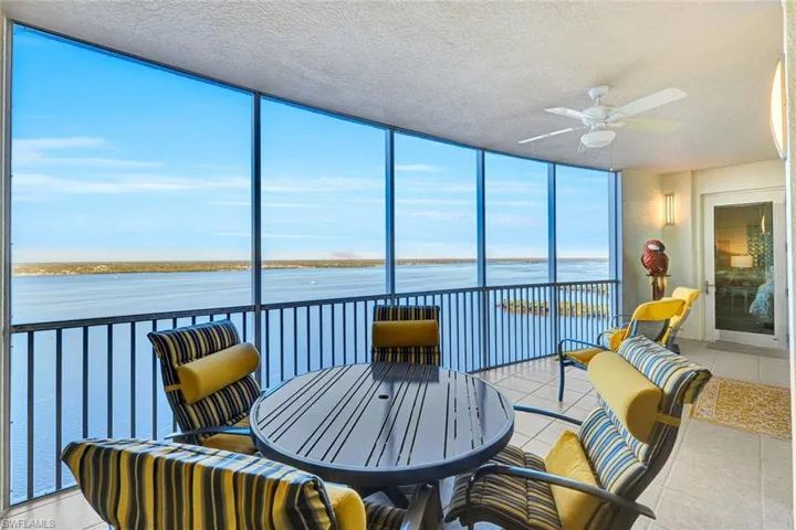 2745  1st  ST, Fort Myers, FL 33916