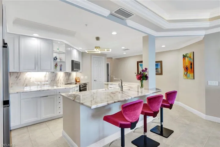 2745  1st  ST, Fort Myers, FL 33916