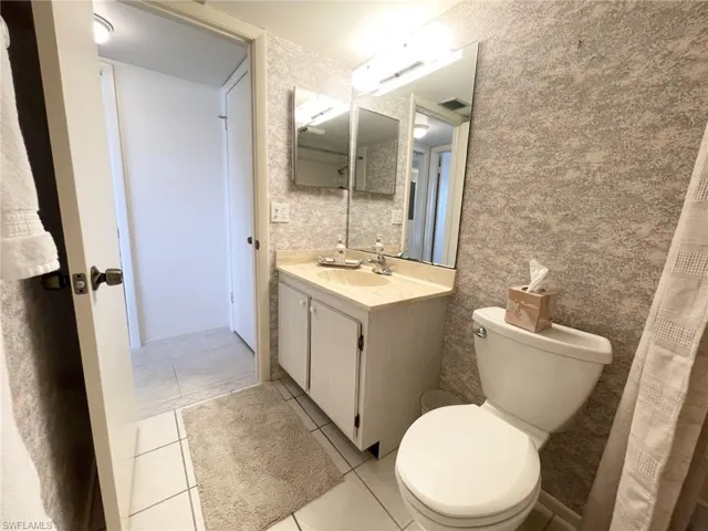 5435 Rattlesnake Hammock Rd # 202, Naples, Florida 34113