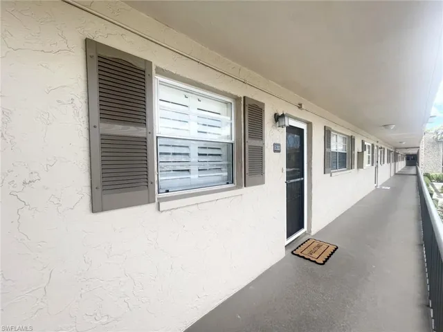 5435 Rattlesnake Hammock Rd # 202, Naples, Florida 34113