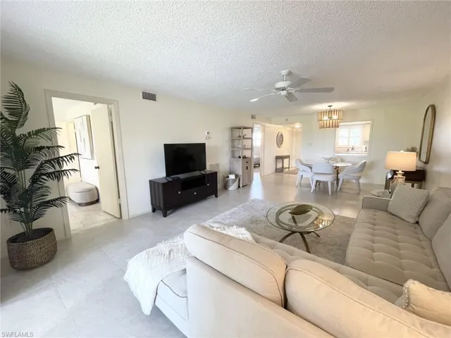 5435 Rattlesnake Hammock Rd # 202, Naples, Florida 34113