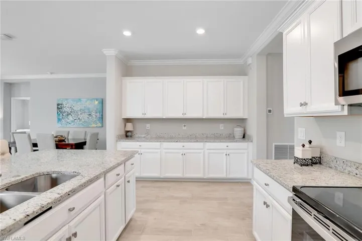 16288  Bonita Landing  CIR, Bonita Springs, FL 34135