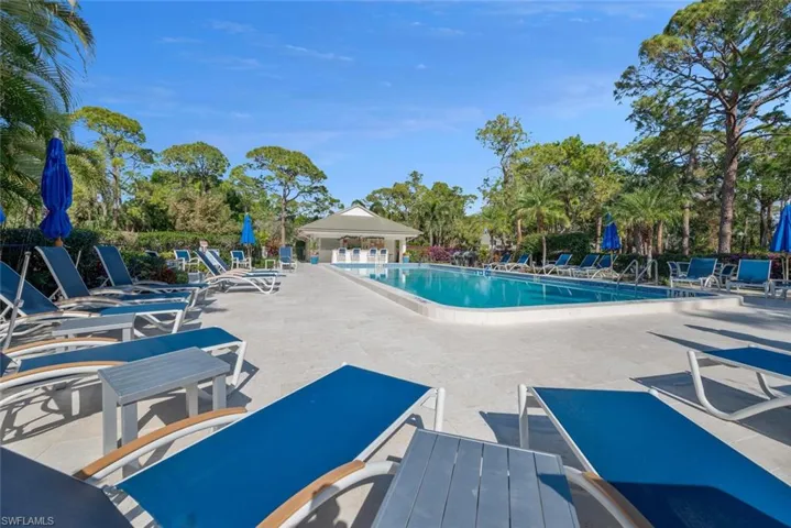 Bwaes Paw Condo 1 Pool