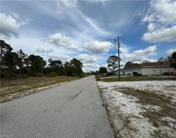 2523  53rd W ST, LEHIGH ACRES, FL 33971